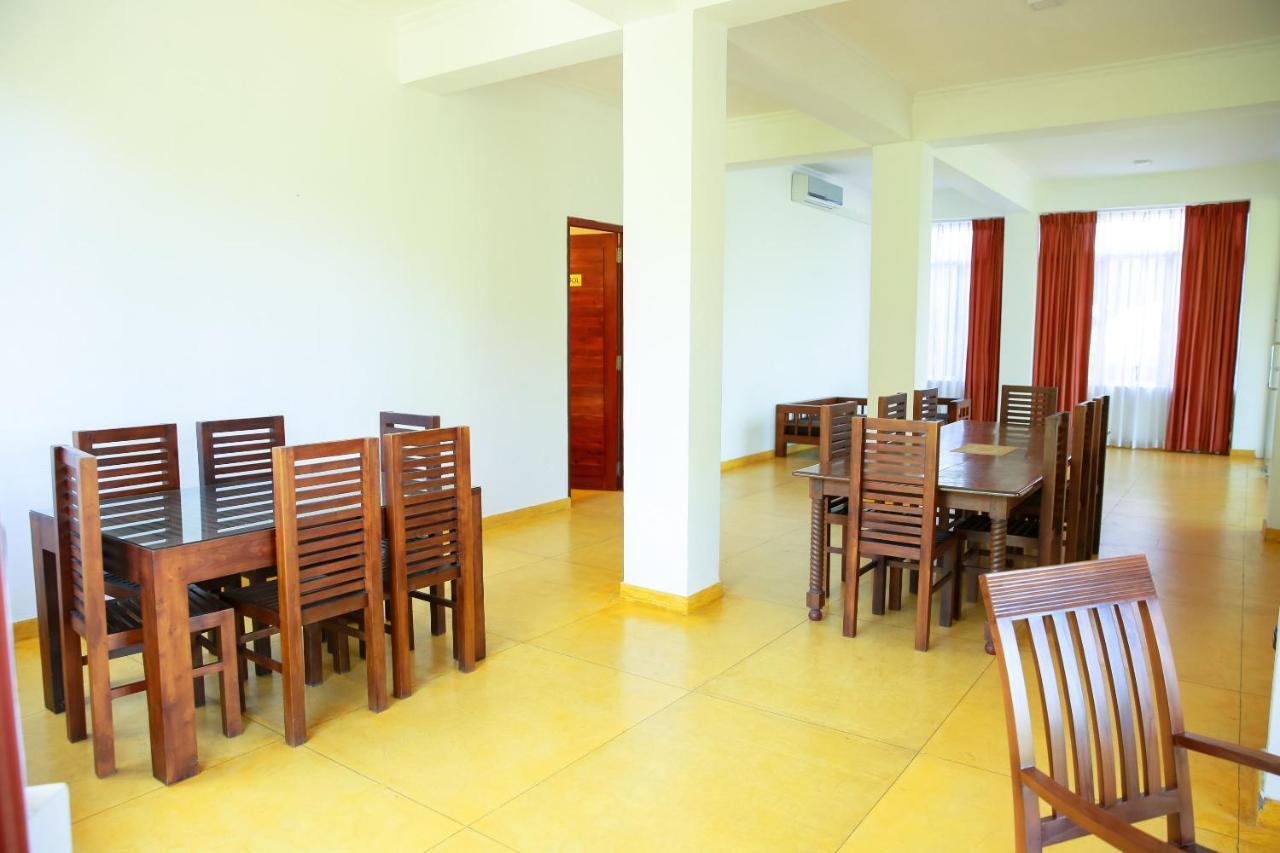 רמבודה Glenloch Tea Factory Hotel מראה חיצוני תמונה