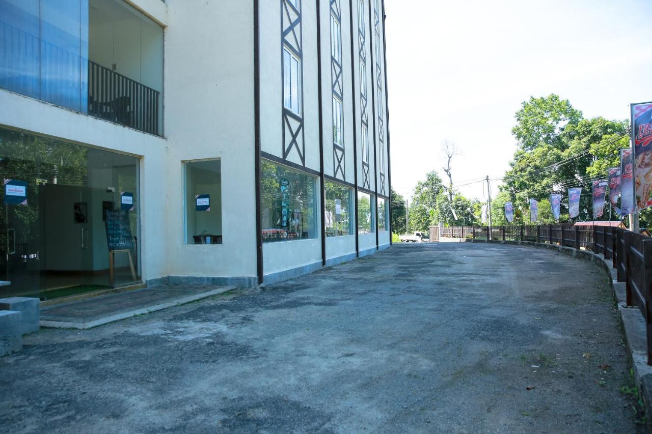 רמבודה Glenloch Tea Factory Hotel מראה חיצוני תמונה